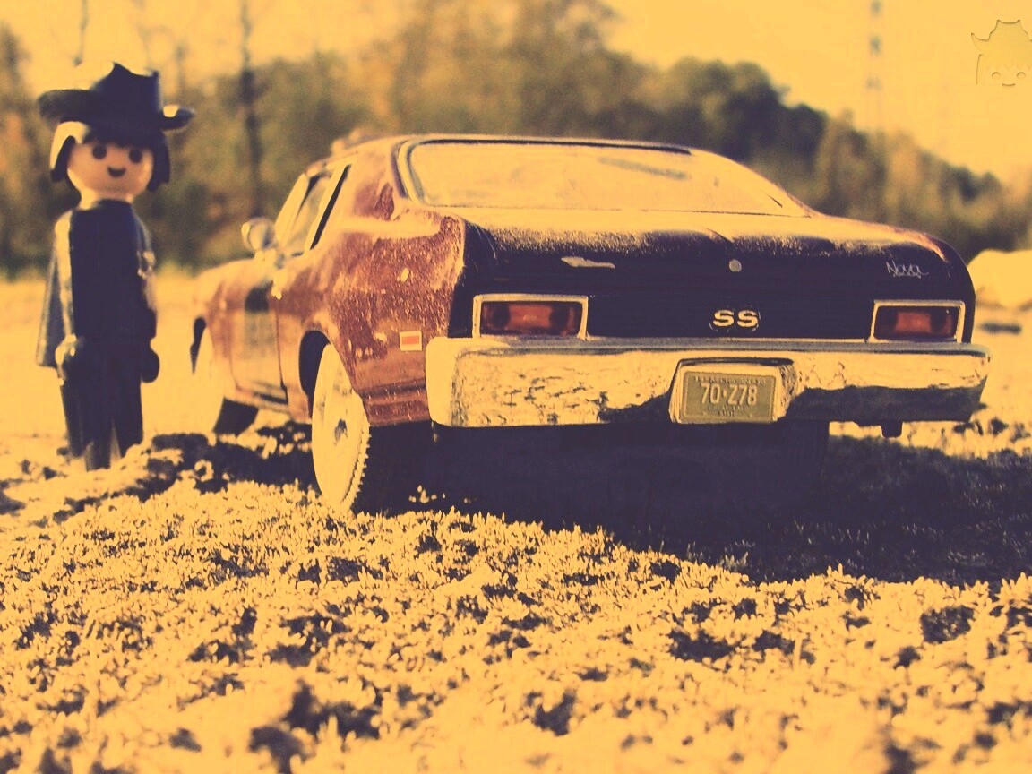 Машинка для человечка Lego обои