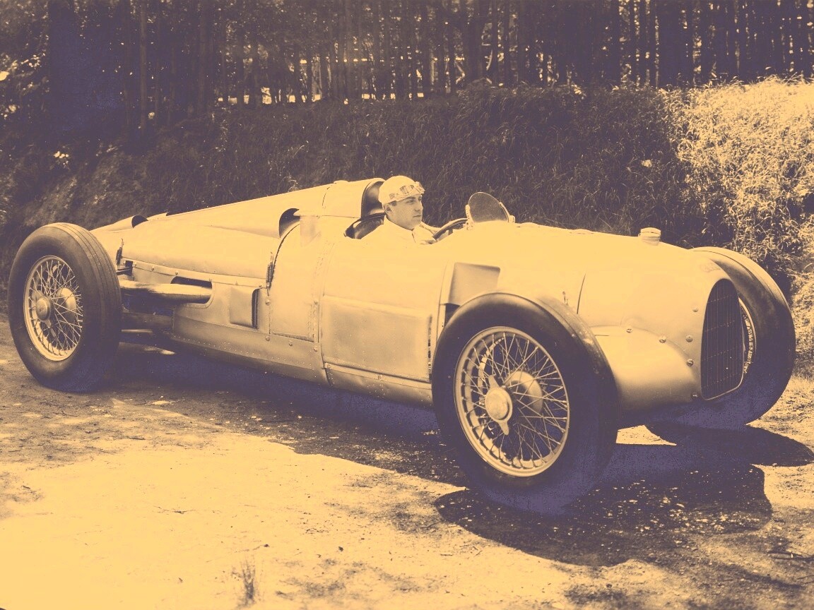 Старинный гоночный автомобиль обои