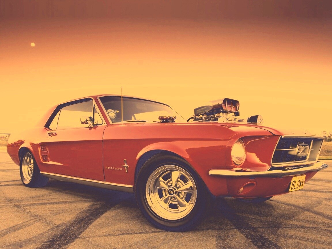 Мускулкар Ford Mustang обои