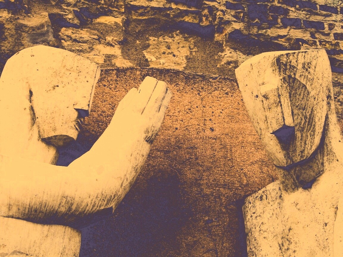 Берлинские каменные скульптуры обои