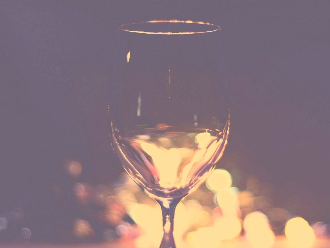 Бокал с водой обои