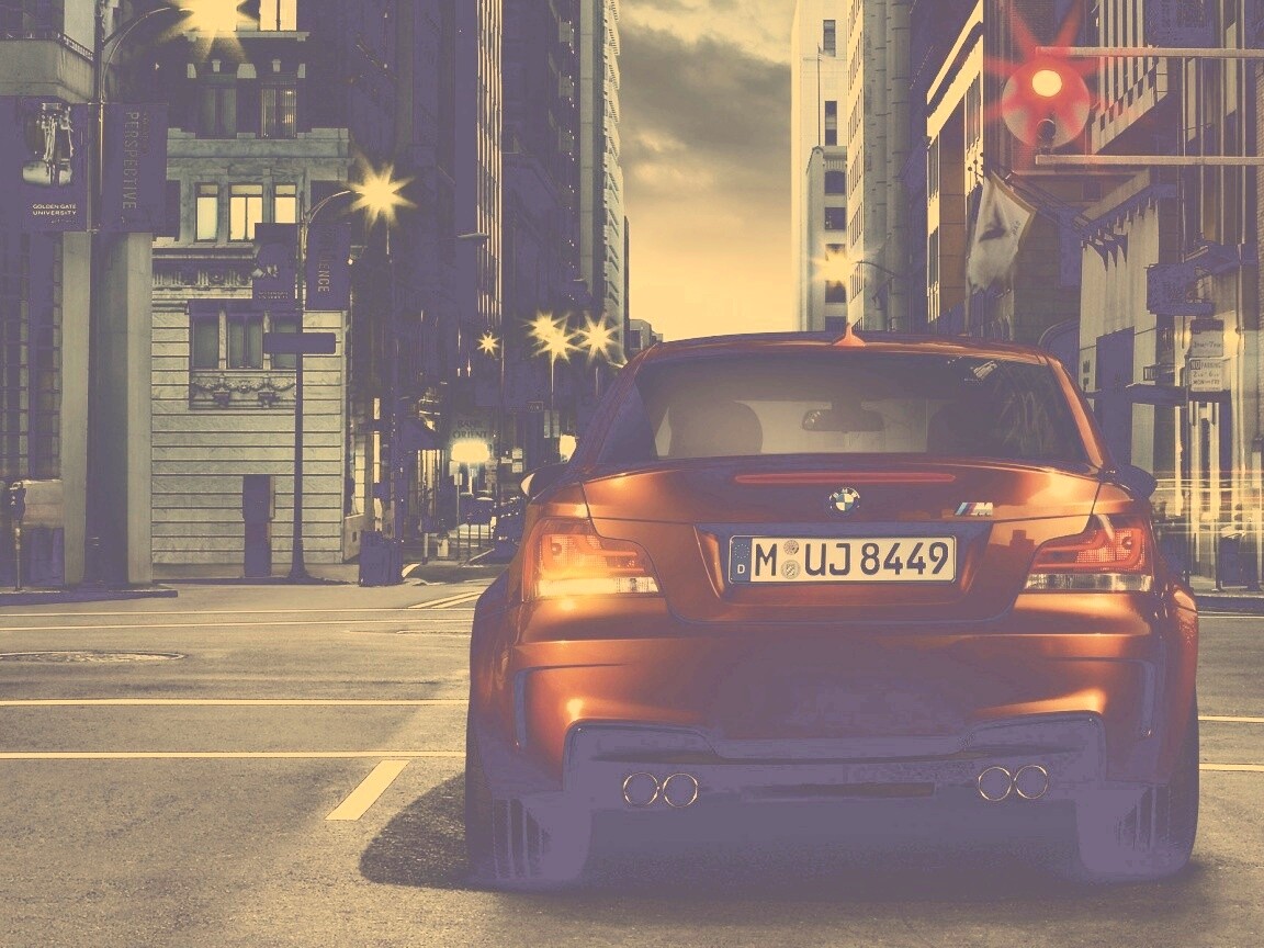 BMW M1 на улицах города обои