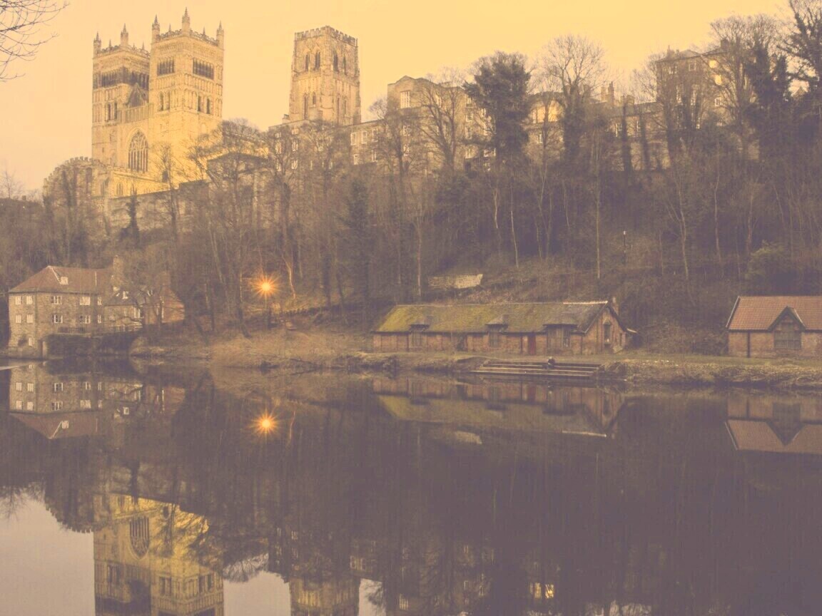 Даремский замок весной обои