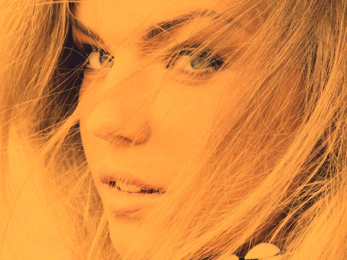 Завораживающий взгляд обои