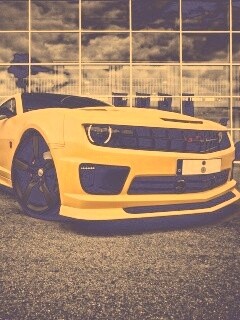 Желтый монстр обои