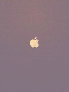 Маленький логотип Apple на перфорированной коже обои