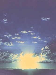 Восход в горах обои