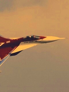 Истребитель МИГ пилотажной группы обои