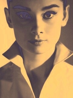 Одри Хепберн в grayscale обои