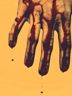 Кровавая рука обои