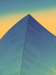 Угол небоскреба обои