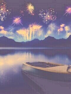 Фейрверк над озером обои