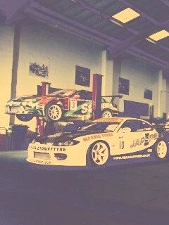 Автомастерская обои