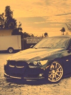 Чёрный БМВ обои