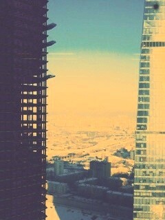 Строительство небоскреба в Москве обои