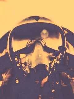 Пилот истребителя обои