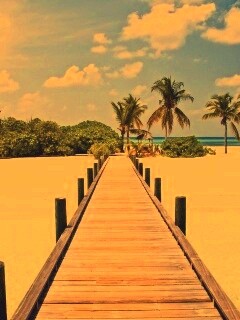 Пирс на тропическом острове обои