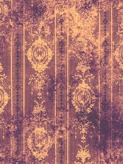 Старинные фиолетовые обои с узорами обои