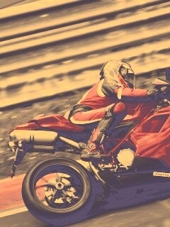 Красный мотоцикл обои