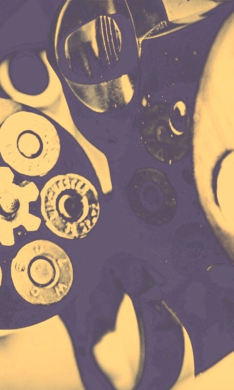 Револьвер обои