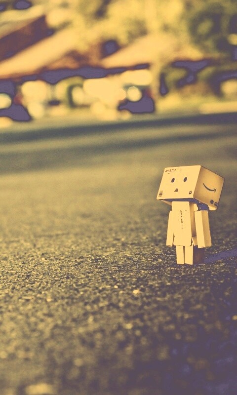 Данбо смотрит вверх обои