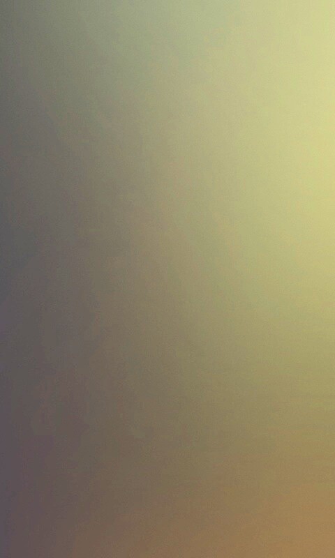 Желтый свет на зеленом фоне обои