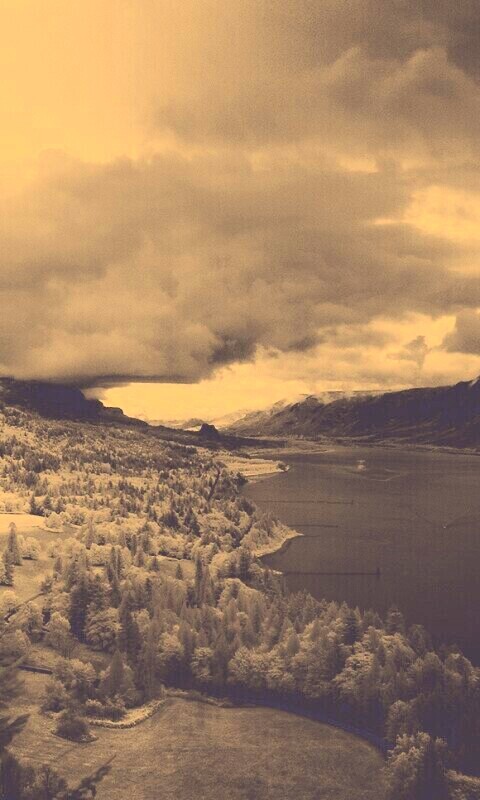 Беспокойное небо обои