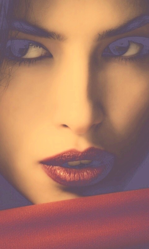 Женский взгляд обои