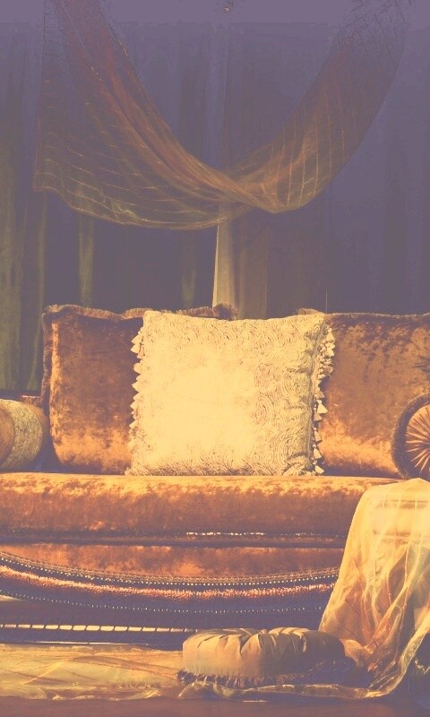 Комната в старом стиле обои