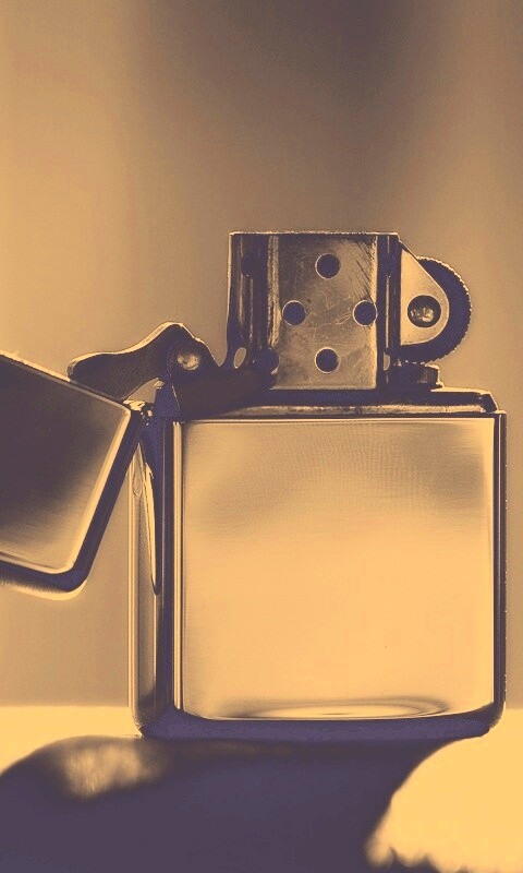 Зажигалка обои