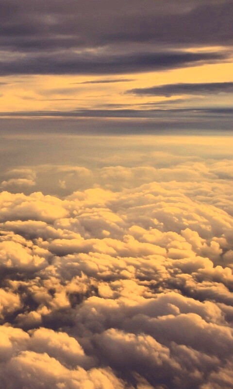 Полет над облаками обои