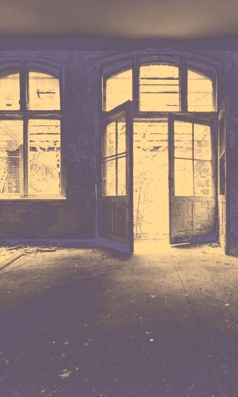 Комната в заброшенном здании обои