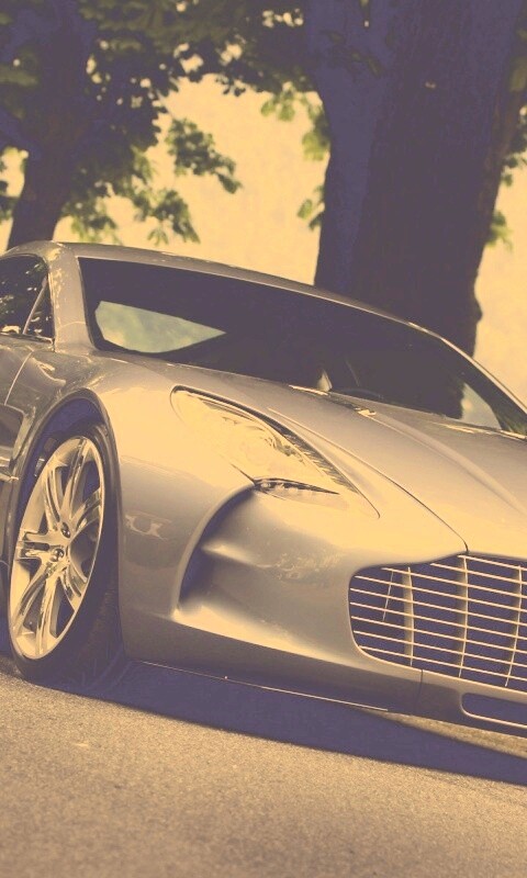 Aston Martin за городом обои