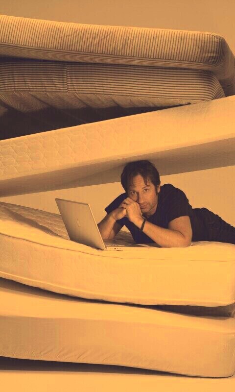 Дэвид Духовны обои