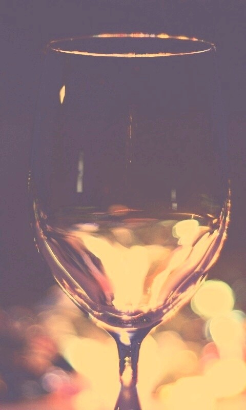 Бокал с водой обои