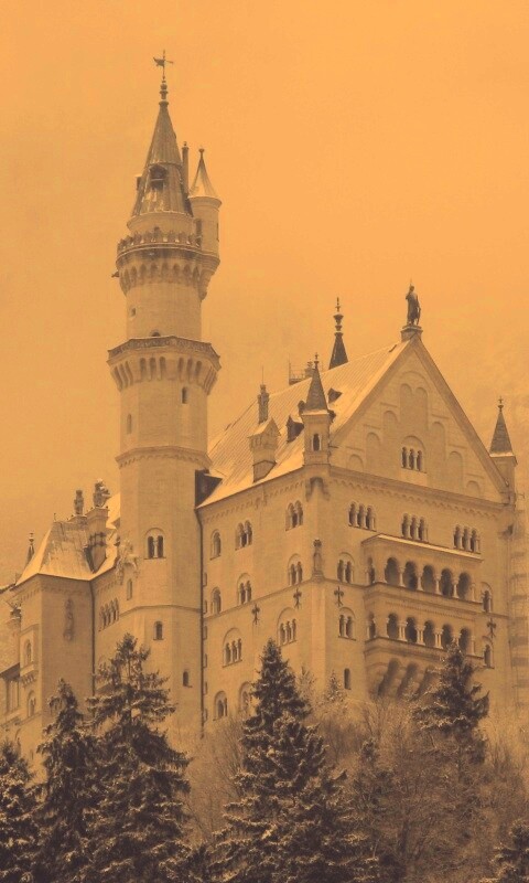 Заснеженный Нойшванштайн обои