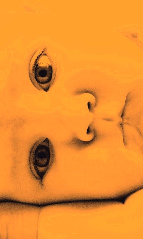 Задумчивый обои