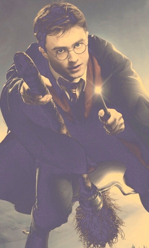 Гарри Поттер на метле обои