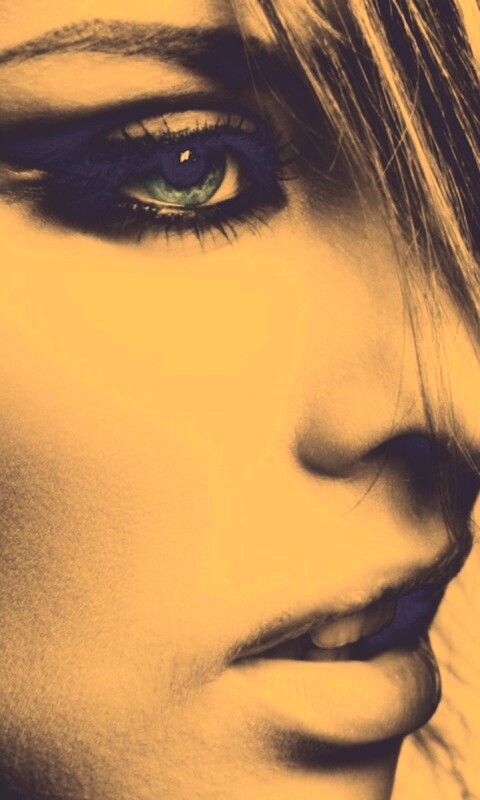 Глаза цвета моря обои