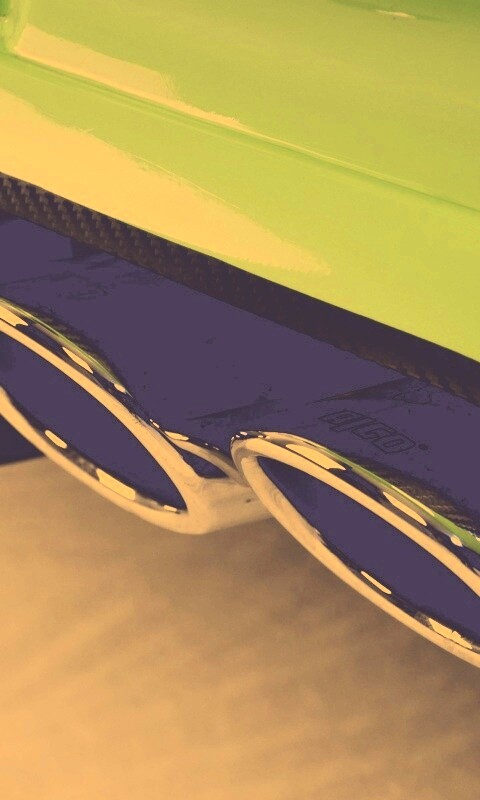 Выхлопная труда обои