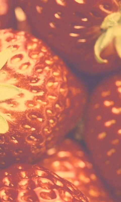 Сочная клубничка обои