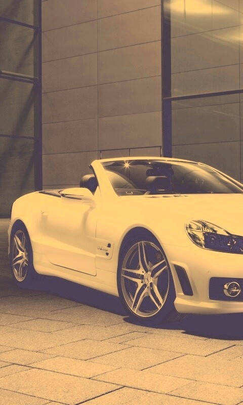 Белый мерседес с открытым верхом обои