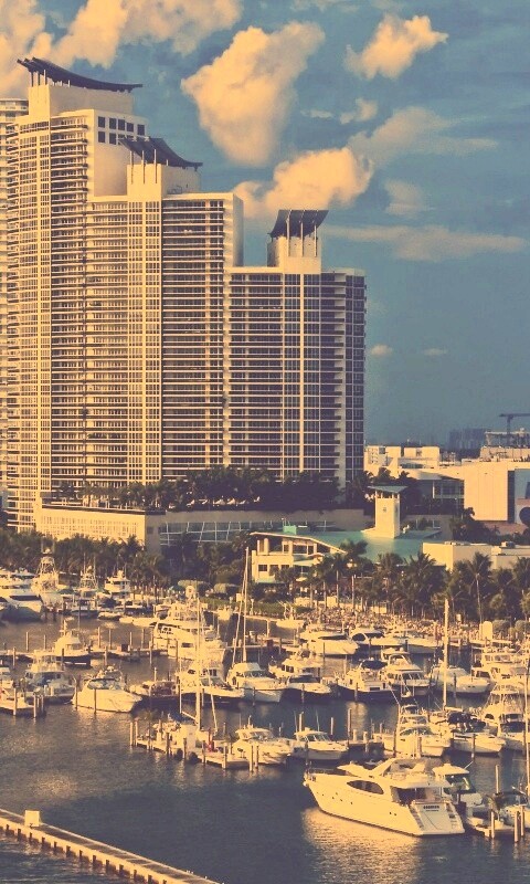 Курортный город обои