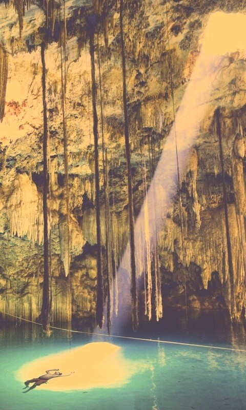 Пещера сталактитов обои