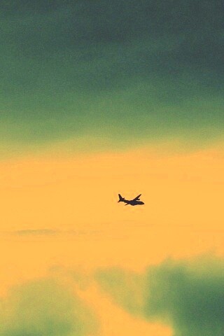 Самолет в небе обои