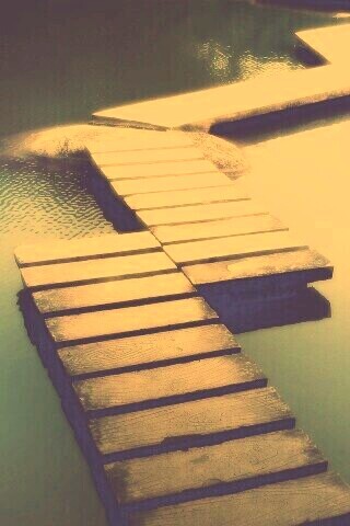 Дорожка над водой обои