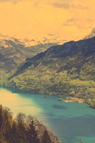 Горная река обои