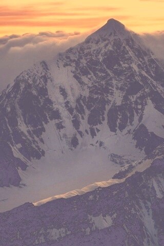 Гора на закате обои