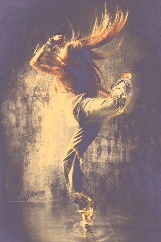 Девушка в диком танце обои