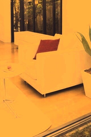 Белое кресло обои